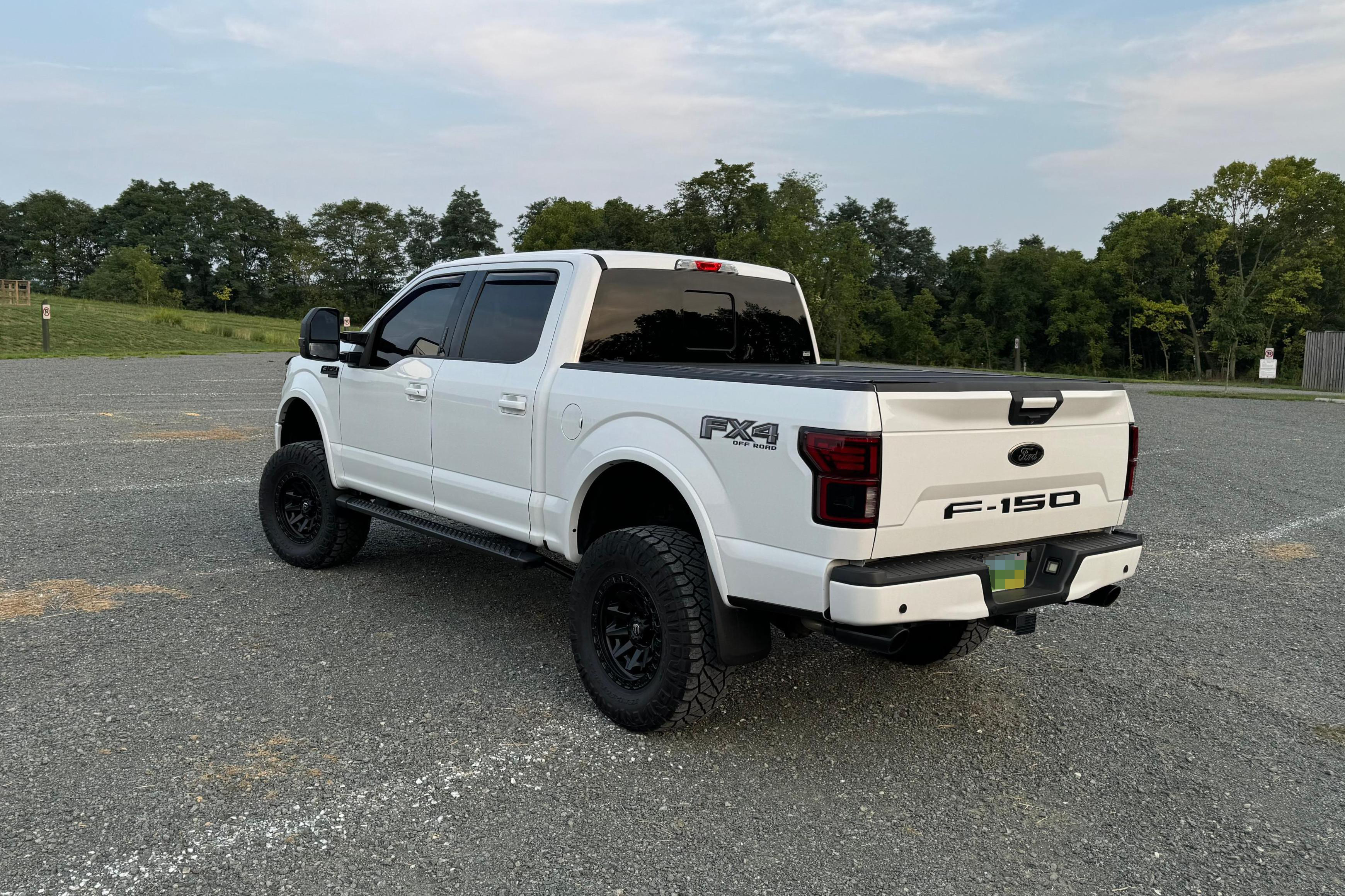2018 Ford F-150 XLT 4x4 SuperCrew image 8