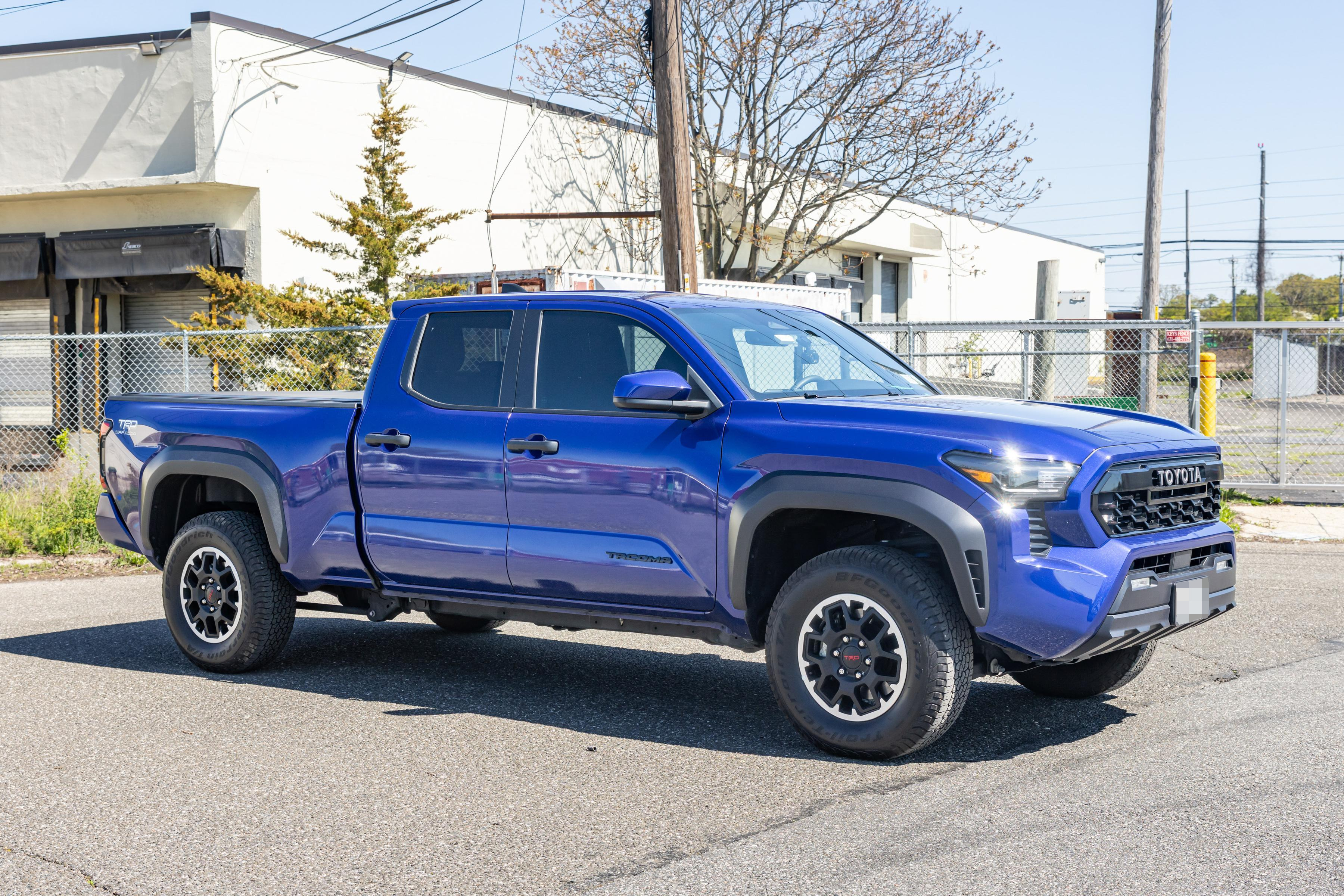 2025 Toyota Tacoma TRD Off-Road Double Cab 4x4 image 7