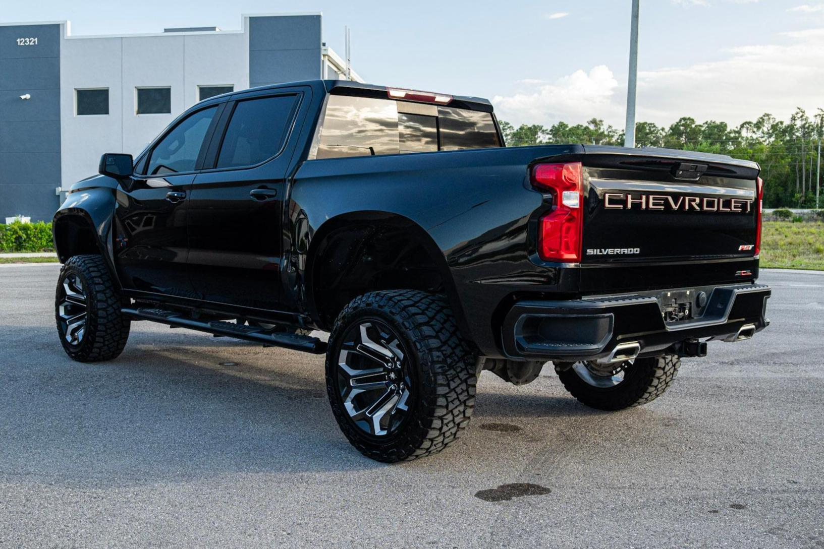 2021 Chevrolet Silverado 1500 RST Black Widow 4x4 image 4