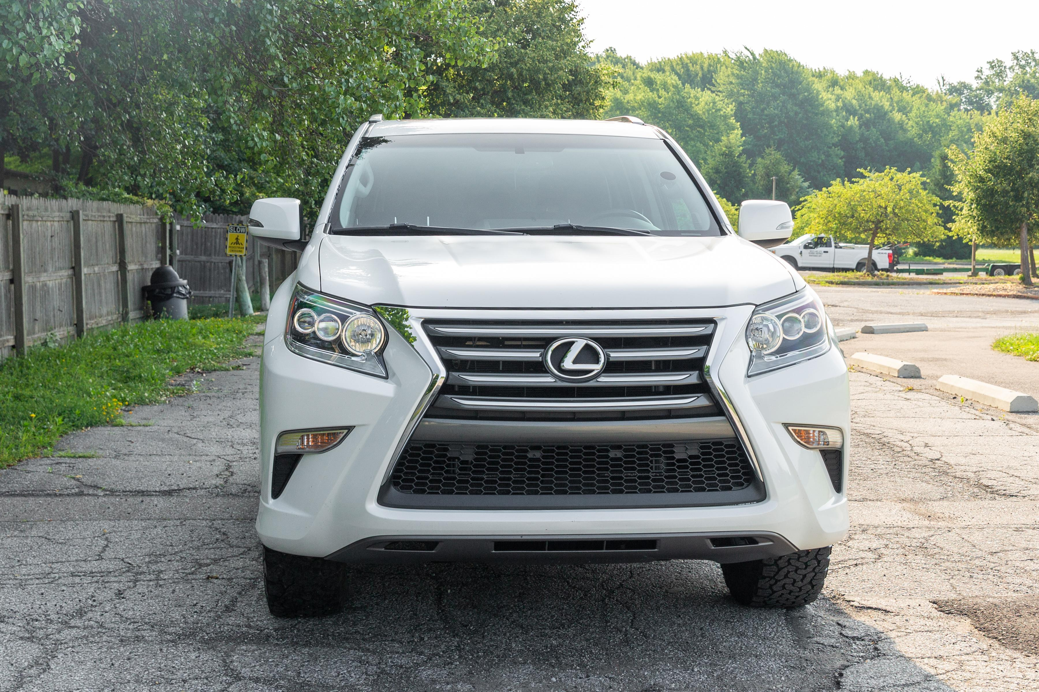 2016 Lexus GX 460 image 6